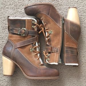 High heel boots